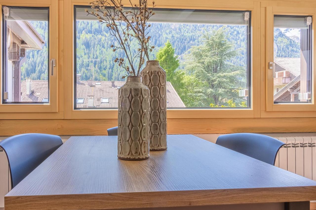 Suite Italy Pinzolo Due Giustino Luaran gambar