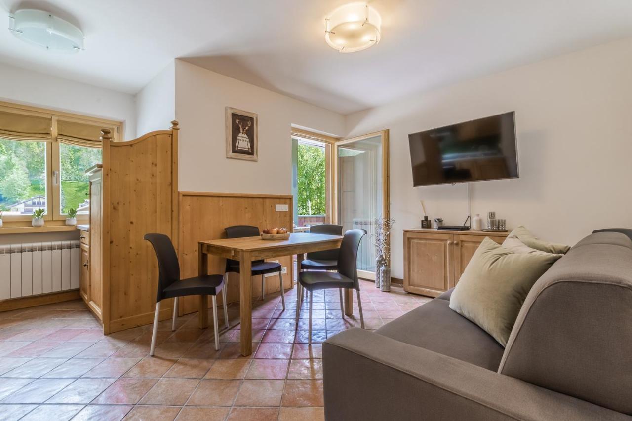 Suite Italy Pinzolo Due Giustino Luaran gambar