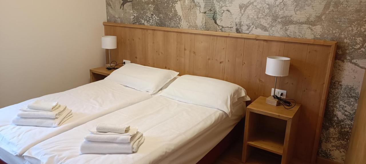 Suite Italy Pinzolo Due Giustino Luaran gambar